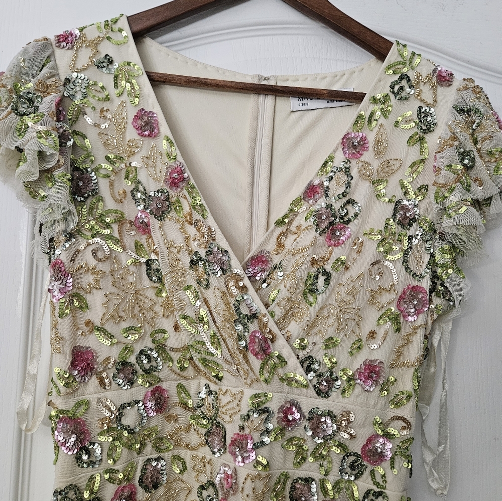 Mac Duggal Floral Embellished Flutter Cap Sleeve Dress in Ivory Sz 8 NWT - Picture 3 of 10
